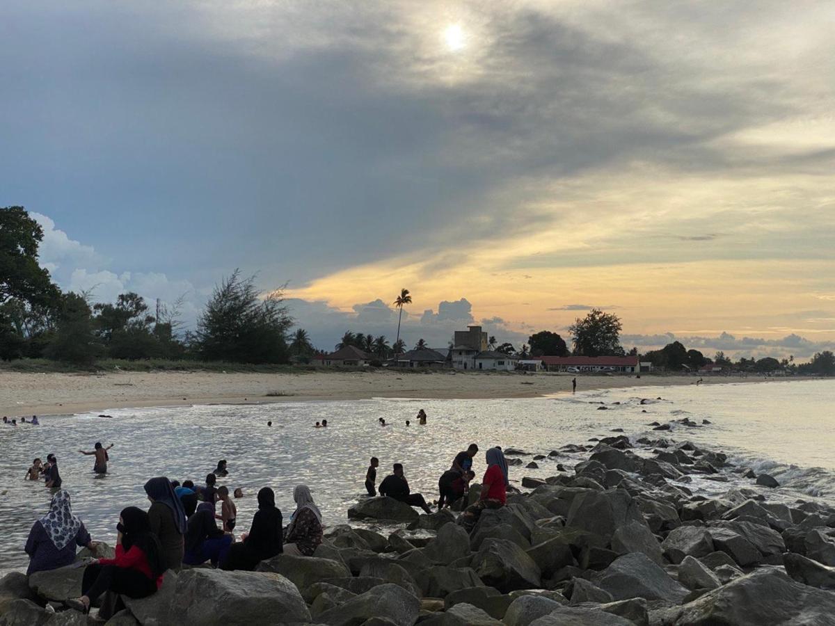 Besut Guesthouse Kampung Kuala Besut Екстериор снимка