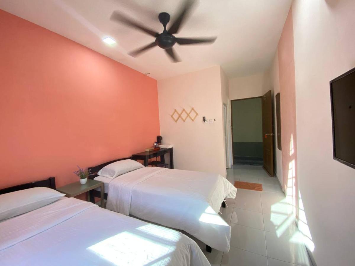 Besut Guesthouse Kampung Kuala Besut Екстериор снимка
