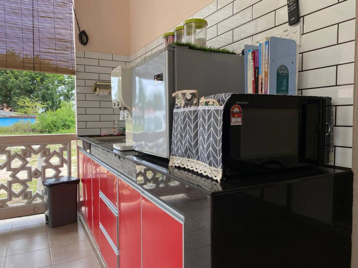 Besut Guesthouse Kampung Kuala Besut Екстериор снимка