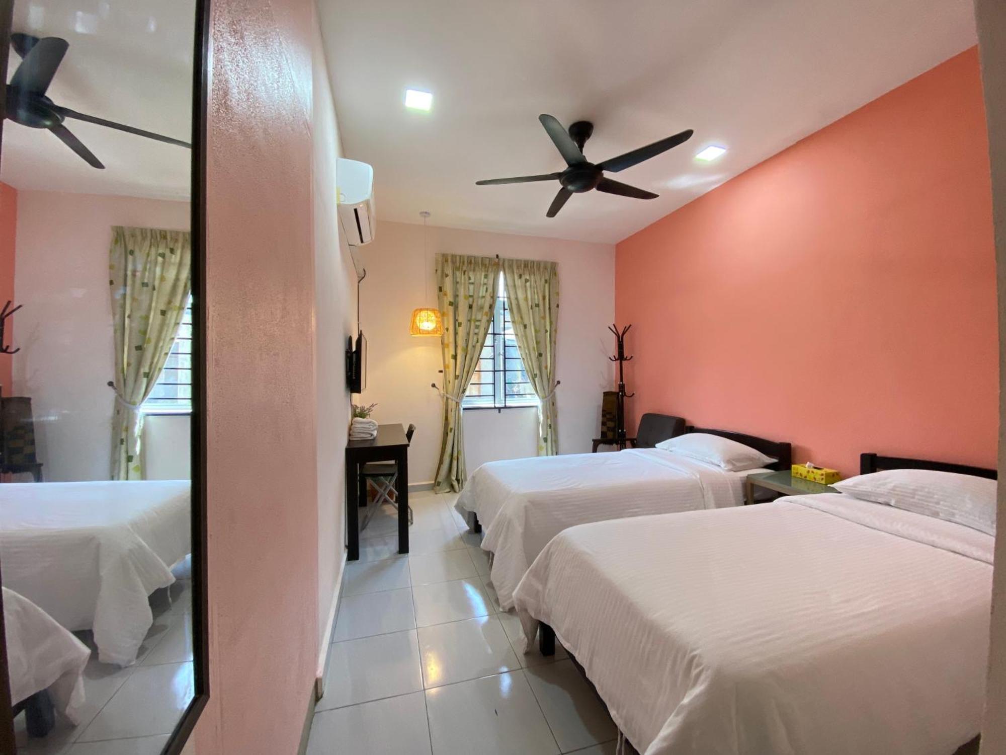Besut Guesthouse Kampung Kuala Besut Екстериор снимка