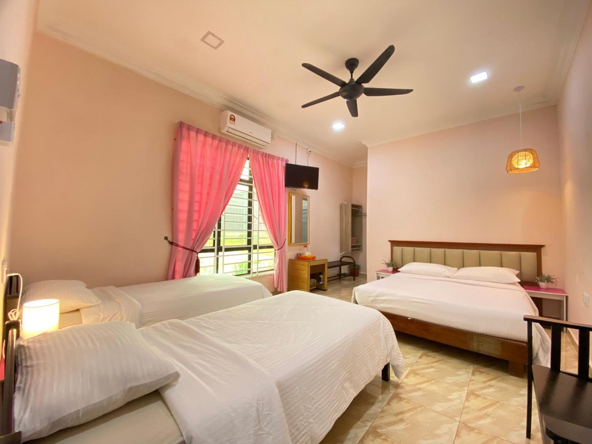 Besut Guesthouse Kampung Kuala Besut Екстериор снимка