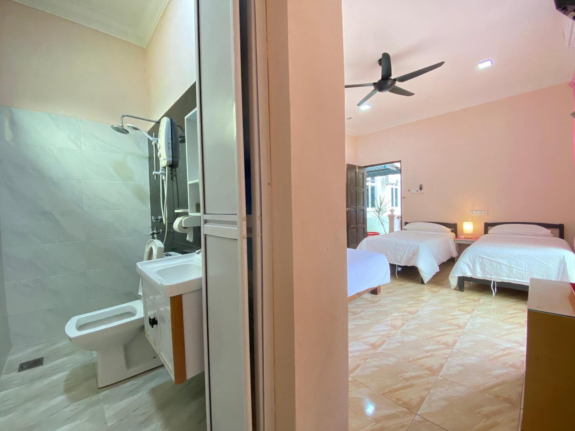 Besut Guesthouse Kampung Kuala Besut Екстериор снимка